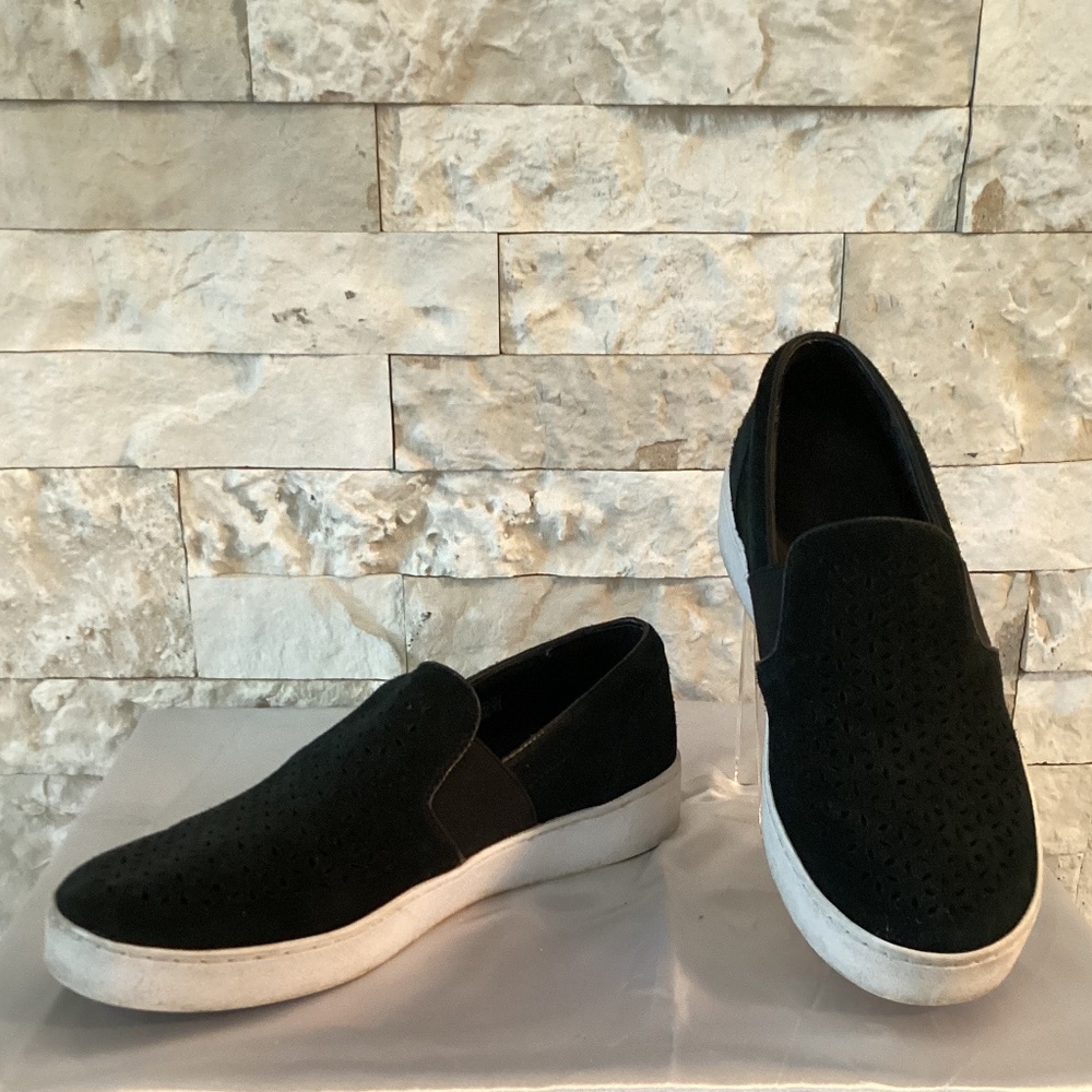 Vionic Kani Slip-On Sneakers
